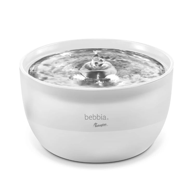 Fuente Rotoplas para mascotas color blanco — vista frontal